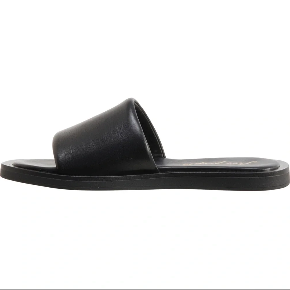 🎉LAST CHANCE🎉 Free People Wren Slide Sandals - Leather‎